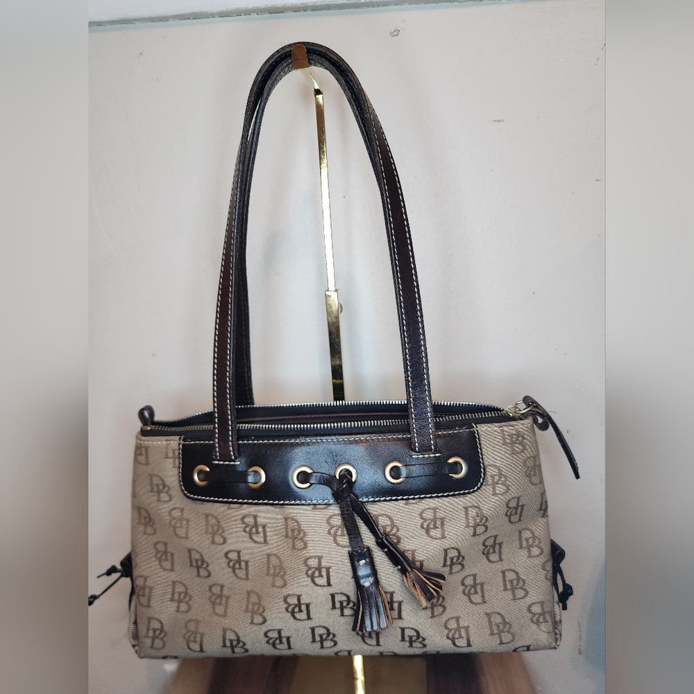Dooney Bourke Handbags Canves LeatherPurse